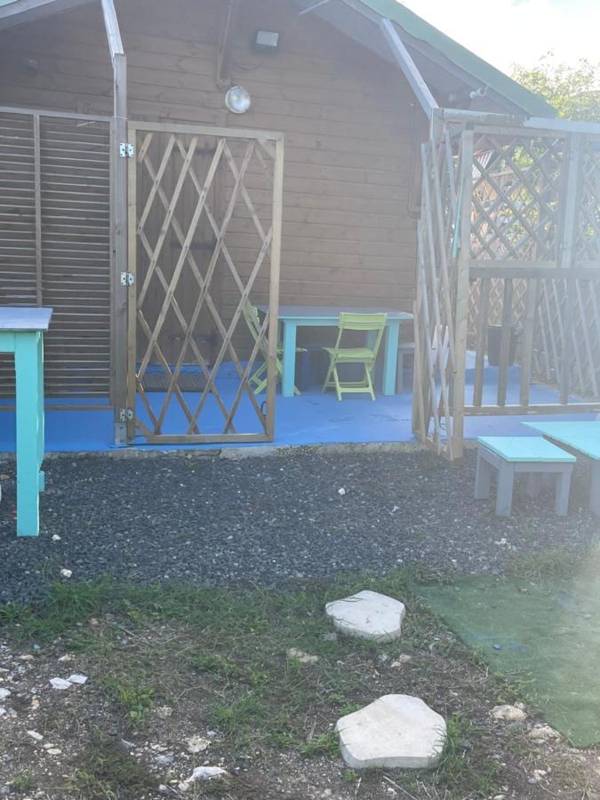 2 Bungalows Au Bord De La Plage De Montal A Moule Loues Individuellement Ou Ensemble ル・ムル エクステリア 写真