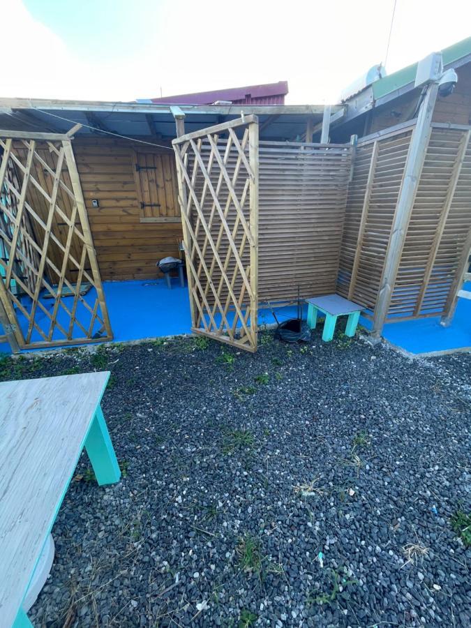 2 Bungalows Au Bord De La Plage De Montal A Moule Loues Individuellement Ou Ensemble ル・ムル エクステリア 写真